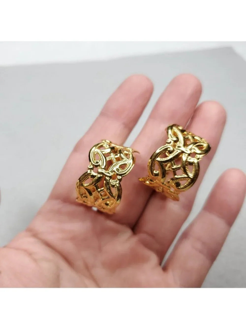 Vintage Clip On Earring Lot Statement Gold Tone Black Gray Enamel 4pr READ